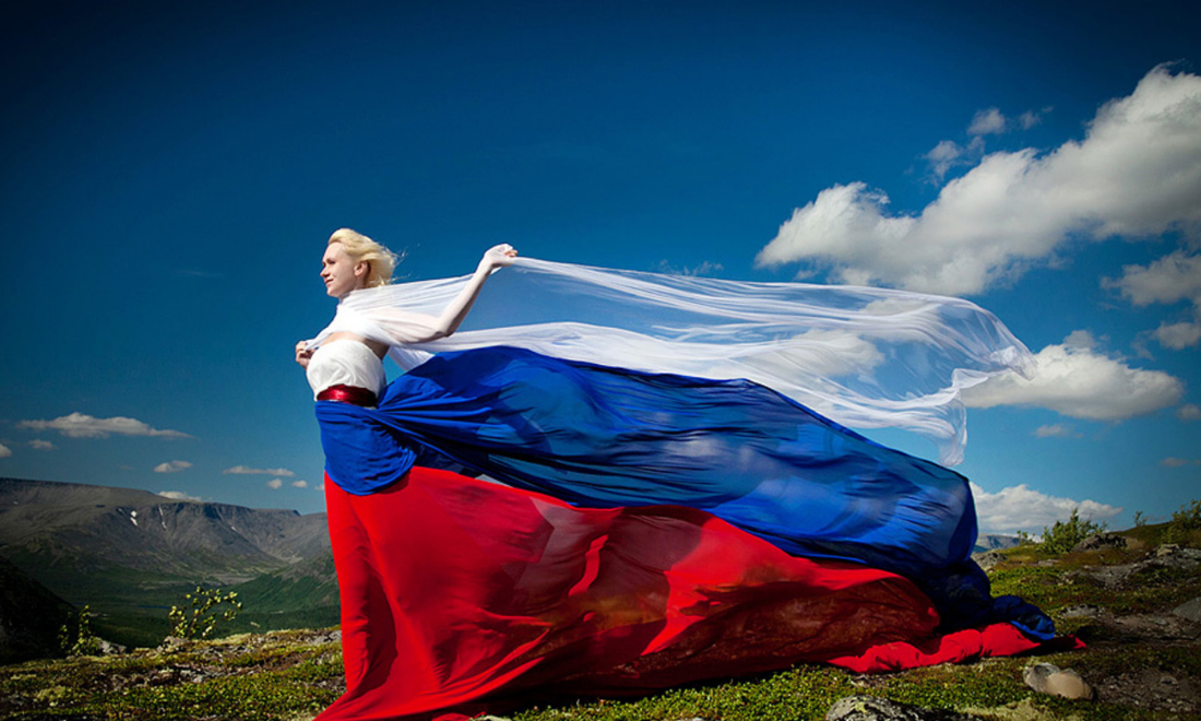 Как появился и формировался государственный флаг Российской Федерации